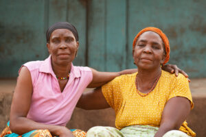 medium-shot-african-women-sitting-together (1)